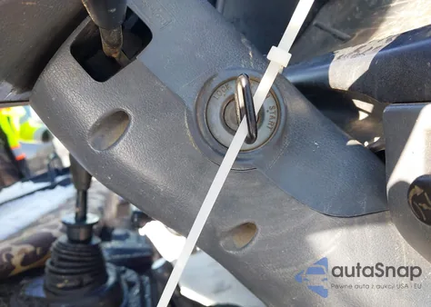 1997 Toyota Pickup из США, поврежденный, VIN LY1610004686